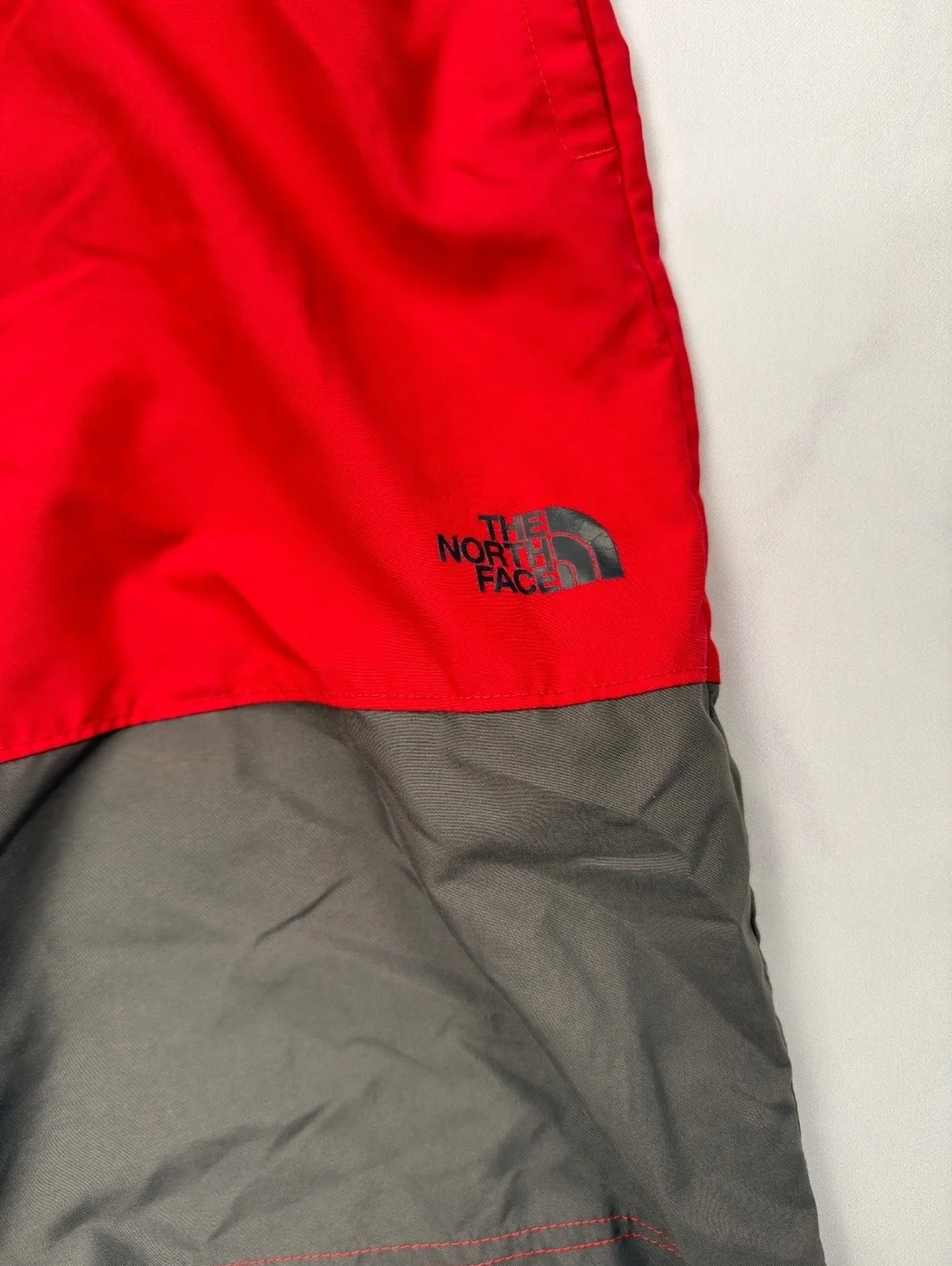 The North Face Colorblock Shorts Red Gray Swim Water Shorts - Boys XL